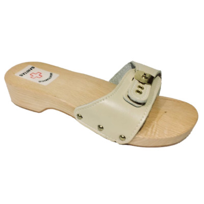 gli zoccoli di legno