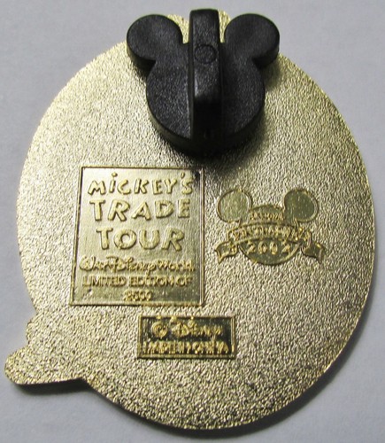 Disney WDW Wanna Trade Pin Series Rabbit Pin - Picture 2 of 2