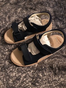 clarks leisa claytin sandals