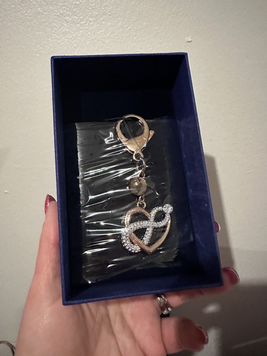 【Swarovski】Infinite バッグチャーム 5530885 Amazon.co.jp: スワロフスキー キーリング キーホルダー