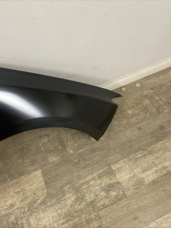 Guardabarros original Ford DP5Z-16005-A Foto 4 de 4