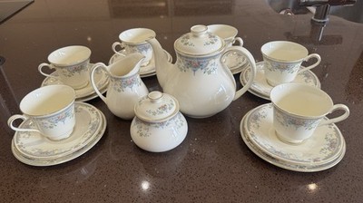 Vintage Royal Doulton Romance Juliette Teeservice 