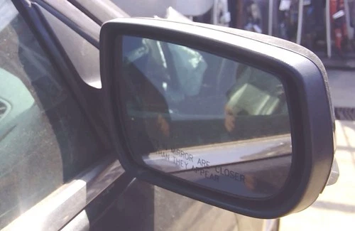 2013 Chevy Malibu Passenger RH Side View Mirror Mirror in GAR Black | OPT DK9.