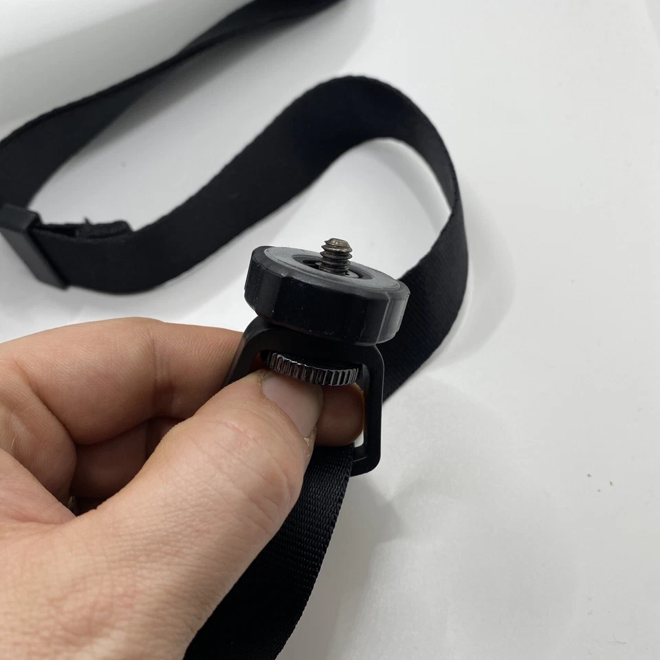 Case Logic DCS-101 DSLR Quick Sling Cross Body Camera Sling - Black - Image 3 of 4