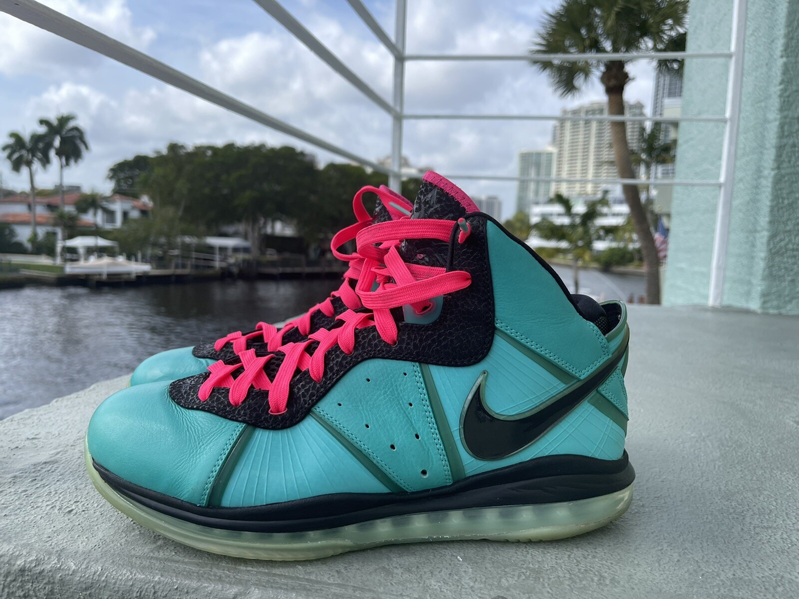 Купить Nike LeBron XIII 8 South Beach 