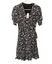 Banana Republic New Wrap Dress Black White Floral Size 2 Short Sleeve 3p