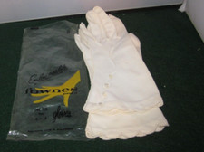 vntg ladies fashion gloves white "lady gay"