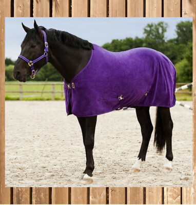 Equi Theme sweatshirt, Equi Théme fleece blanket with cross straps, transport blanket