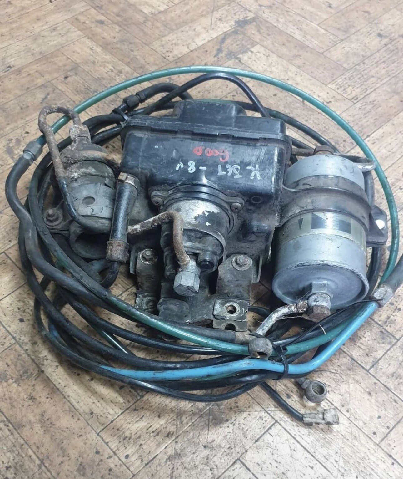 Vw Mk2 Golf Gti 8v Fuel Pump accumulator Filter 165201042A Working