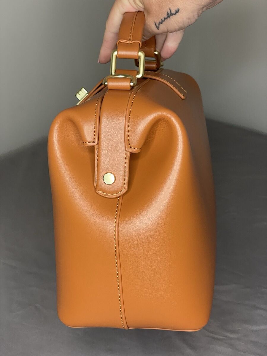 Starbucks Leather Purse Brown - Japan Edition - with Lanyard Starbucks Leather Purse Brown - Japan Edition - with Lanyard