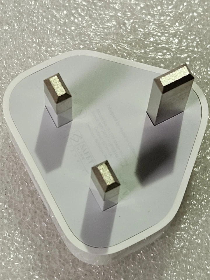 Genuine Apple A1399 3-Pin USB Mains Charger Plug for iPhone - Box Opened - Image 2 of 4