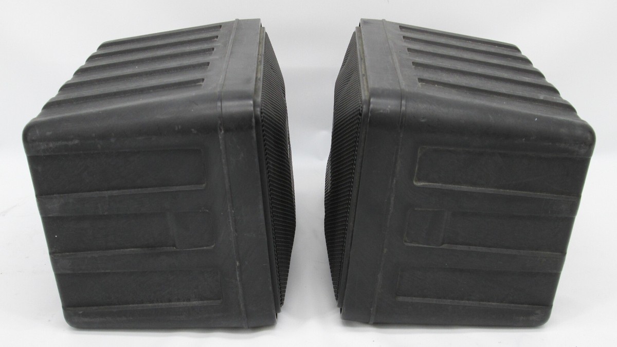 PAIR of Bose 101 Music Mini Monitor Indoor Outdoor Speakers