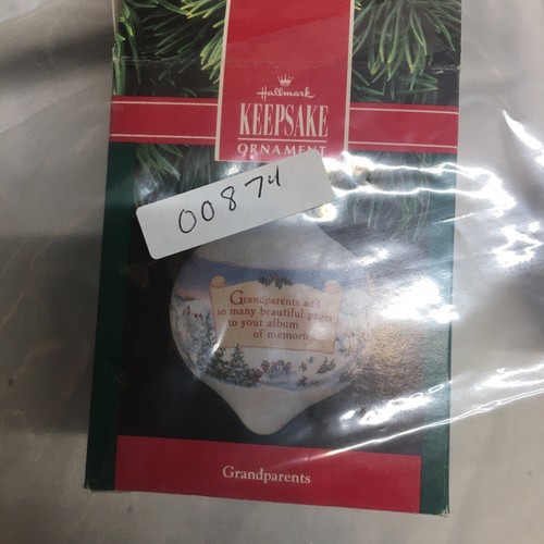Hallmark Keepsake Christmas Ornament 1991 Grandparents with Original Box - Picture 17 of 17