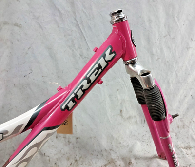 TREK mt220 マウンテンバイク ピンク　荒川区引き取り 2005 Trek MT220 20