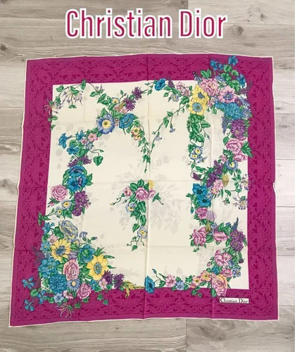 Christian Dior foulard en soie châle ivoire multicolore motif floral 84x87cm