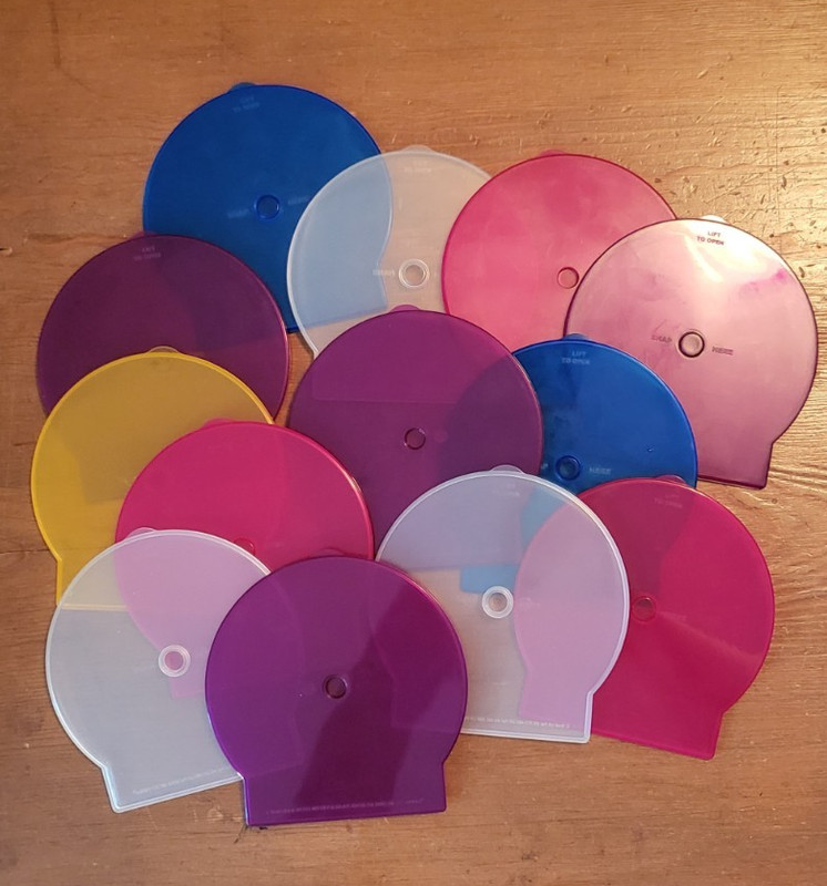 Lot of 13 Clear Round Clam Shell CD/DVD - variety of colors