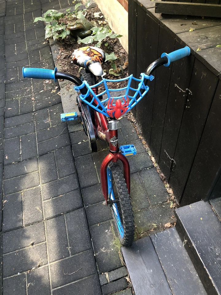 Spider-Man🕸🕷Bicicleta para niños Bicicleta de una sola velocidad🚲¡Freno de paleta trasera! RARO👀ROJO🔴Huffy Foto 2 de 4