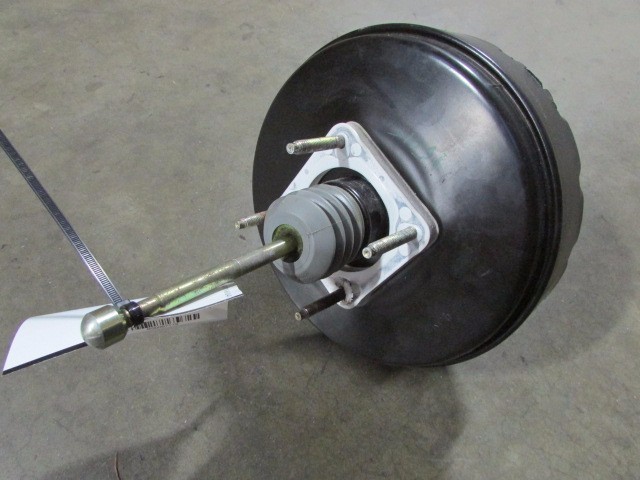 Maserati Quattroporte, Power Brake Booster, Used, P/N 204154