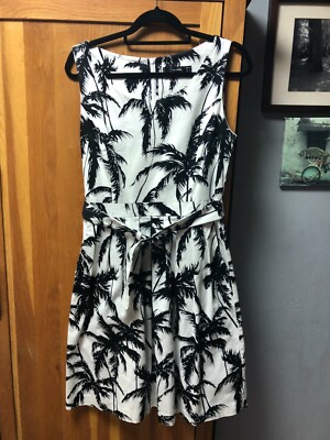 HALLHUBER black/white sleeveless printed swing belted dress with pockets size 14