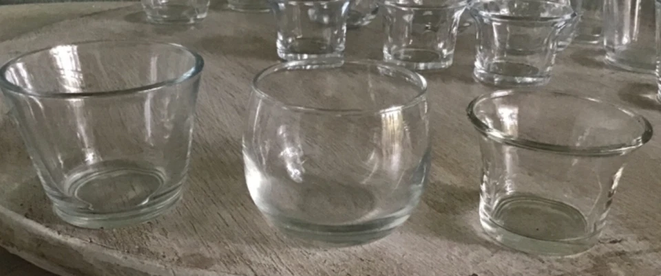 Juego de 17 candelabros de vidrio con luz de té mezclados 3,5x3 2,5x2,5 2x2,5 Foto 2 de 2