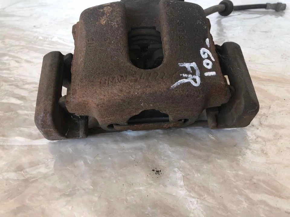 BMW SERIE 3 328CI 1996-2000 pinza de freno delantera parada hardware pasajero derecho Foto 3 de 4