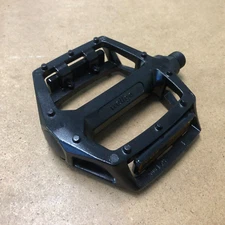 New WELLGO LU-313 Platform BMX Bicycle Pedal 9/16" Black