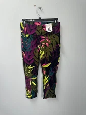 Xersion Leaf Pattern Capri Leggings Women's Sz Small Mid-Rise Low Compression
