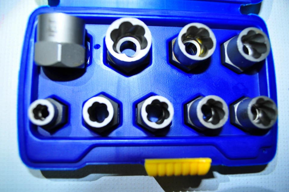 HANSON Metric Bolt, Stud Extractor Set Made in USA Irwin 54019 , 8 to 19mm 9 Pcs - Image 2 of 4