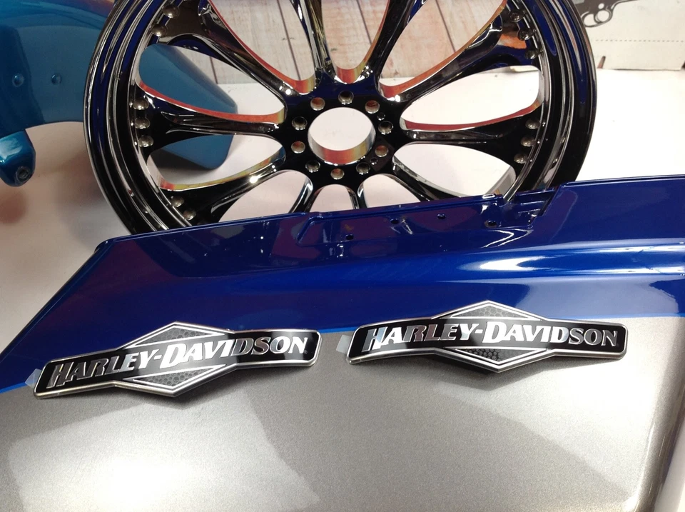 Genuine Harley Touring Skull Willie G Fuel Gas Tank Set Emblems Badges  - Image 4 of 4