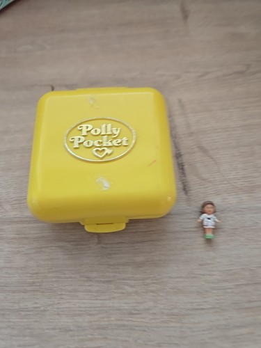 Vintage Polly Pocket Midge's Play School Compact Playset Bluebird 1989 &3 Figure