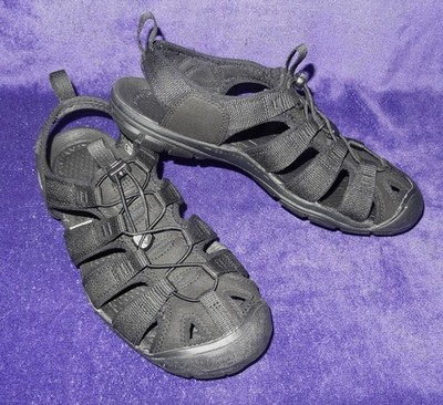 Keen Clearwater CNX Triple Black Outdoor Trekking Sandalen schwarz Gr. 41