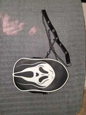 Spirit Ghost Face Scream Crossbody Bag Purse w/ Chain Strap, Black/White