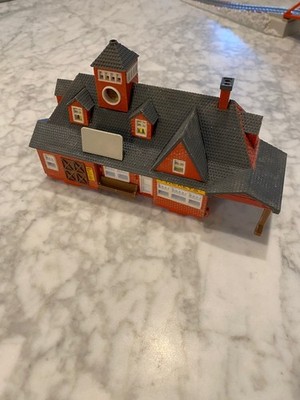 Micro Machines City Scenes  Light Up  Train Play set / Carry Case New