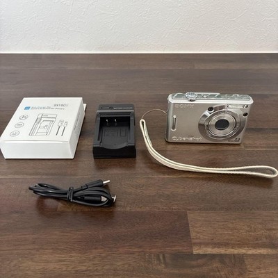 Sony Cyber-shot 7.2MP Digital Camera DSC-W35 with Charger and Strap