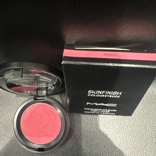 MAC Skinfinish Colourstruck Blush Pony Presse...