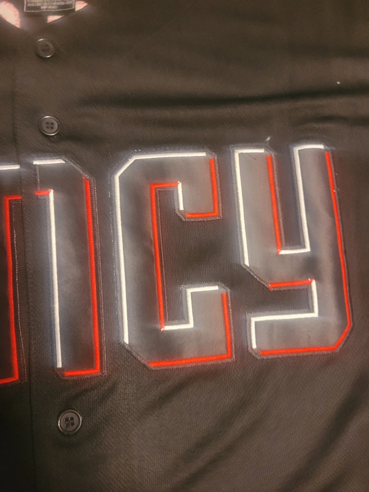 Jersey Elly de La Cruz #44 Cincinnati Reds City Edition negro cosido, talla L Foto 4 de 4