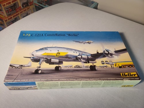 Vintage 1/72 HELLER C-121A CONSTELLATION "BERLIN" Model Kit #80382 NEW OLD STOCK