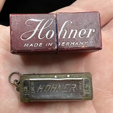 VINTAGE MUSIC HOHNER Mini HARMONICA  1  1/2" IN Cardboard BOX GERMANY