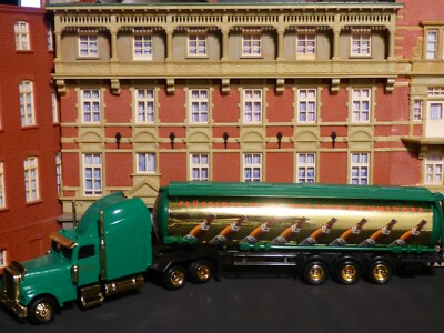 sehr selten,1:87,Freightliner FLD 120 Tank-SZ,Hartmannsdorfer,Nr.010,Sammlung
