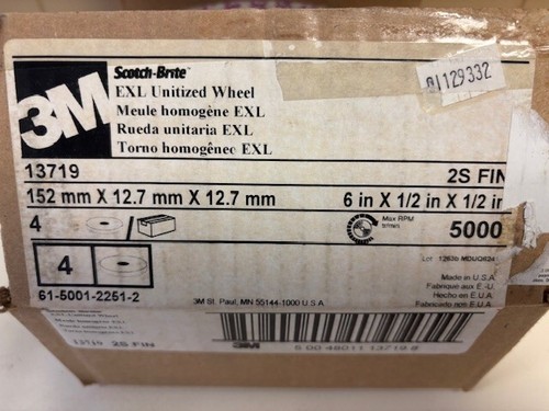 3M13719 6" X1/2" X1/2 Scotch-Brite Unitized Silicon Carbide Deburring Wheel 4 pc - Picture 3 of 3