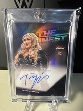 2025 Topps Finest WWE Tiffany Stratton On Card Auto Black Refractor 15/25