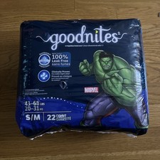 22 CT Goodnites Boys' Bedwetting Underwear, Size S/M 43-68 lbs Packaging
