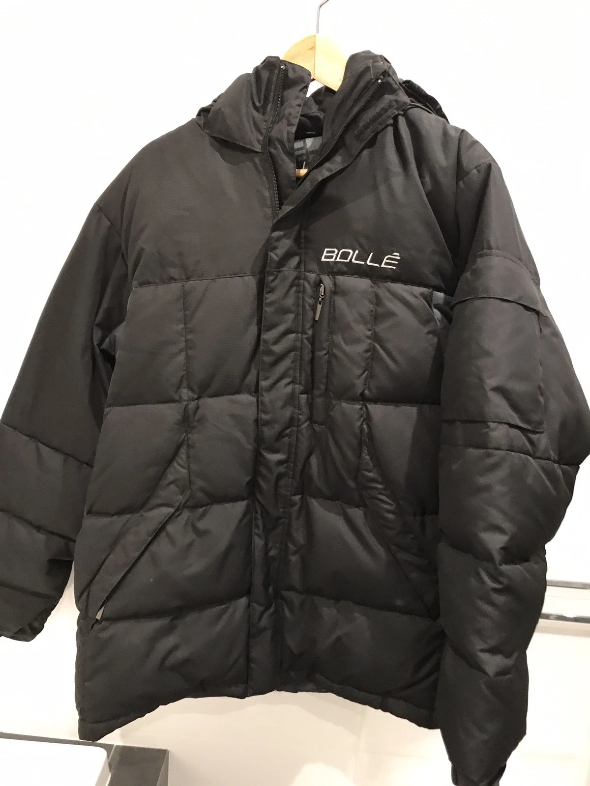 Bolle Mens Ski Puffer Black Jacket Size L
Opens in a new window or tab
