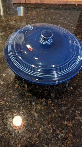 VTG Fiestaware Cobalt Blue 9.5" Covered Casserole Serving Bowl & Lid H. Laughlin