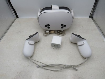 Oculus Meta Quest 3S 256 GB P97 + Controllers & Charger (TDY028192)