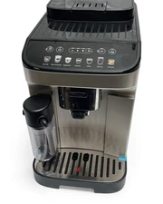 DeLonghi - Magnifica Evo Espresso Machine