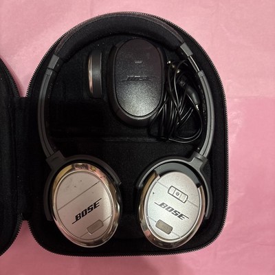 Bose QuietComfort 3 QC3 Noise-Cancelling Headphones, Black and