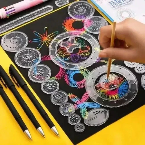 Spirograph Deluxe Set with 28 Accessories, Fun, Creative Birthday Gifts for kids - Picture 3 of 5