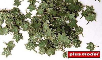 Green leaves - maple / 1:35