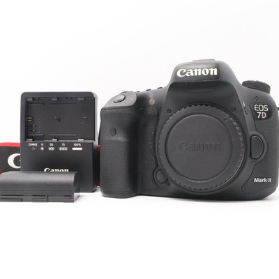 Canon EOS 7D Mark II DSLR Camera Body 29019 Shutter Excellent+++ US Stock #2824
